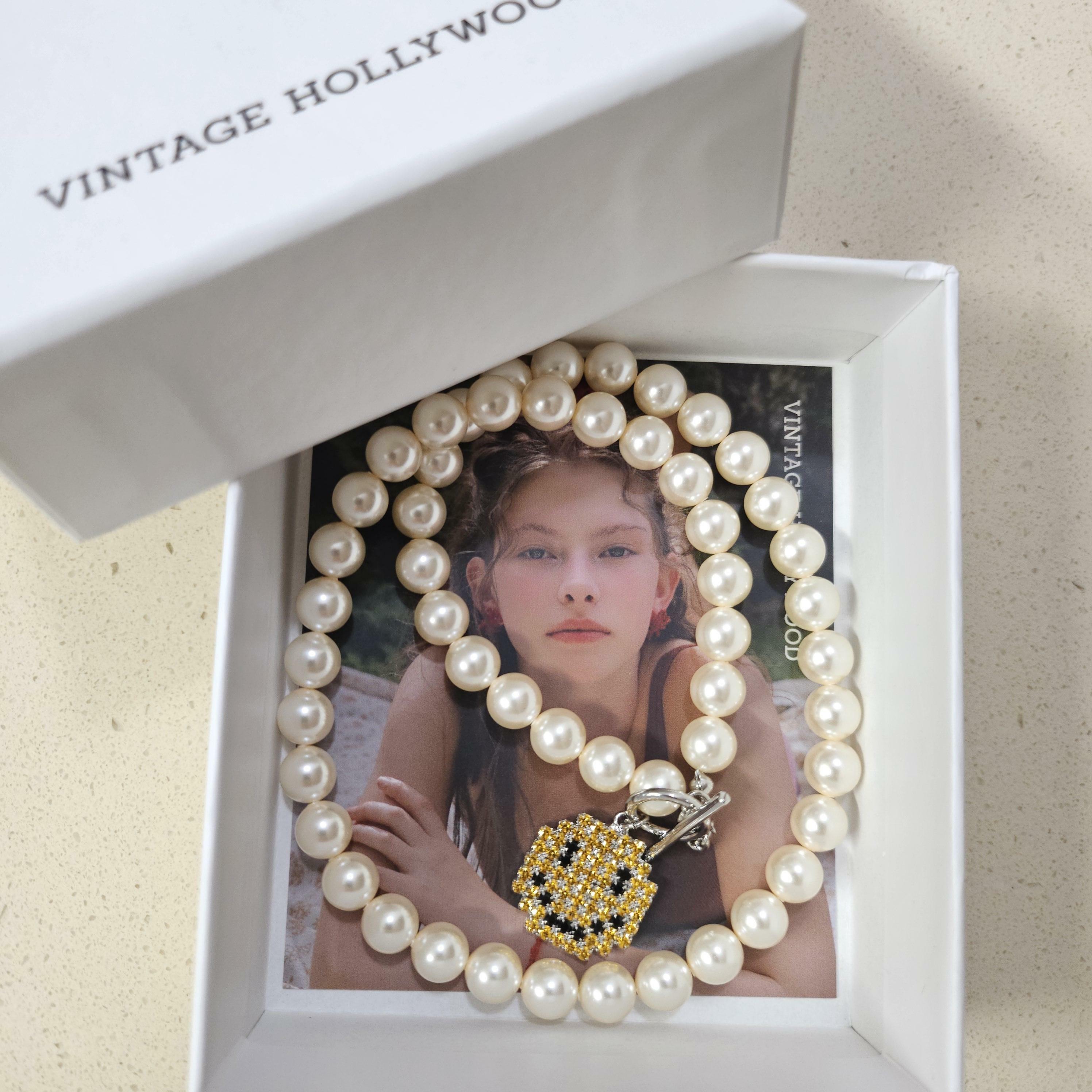 ◇VINTAGE HOLLYWOOD◇ Pixel Smile Pearl Necklace_VH23N4NE102 빈티지헐리우드]Pixel Smile Pearl Necklace_VH25NNNE102V