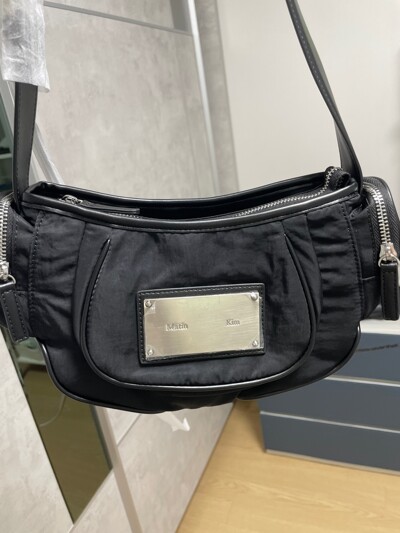 마뗑킴]MADELEINE ROUND BAG IN BLACK