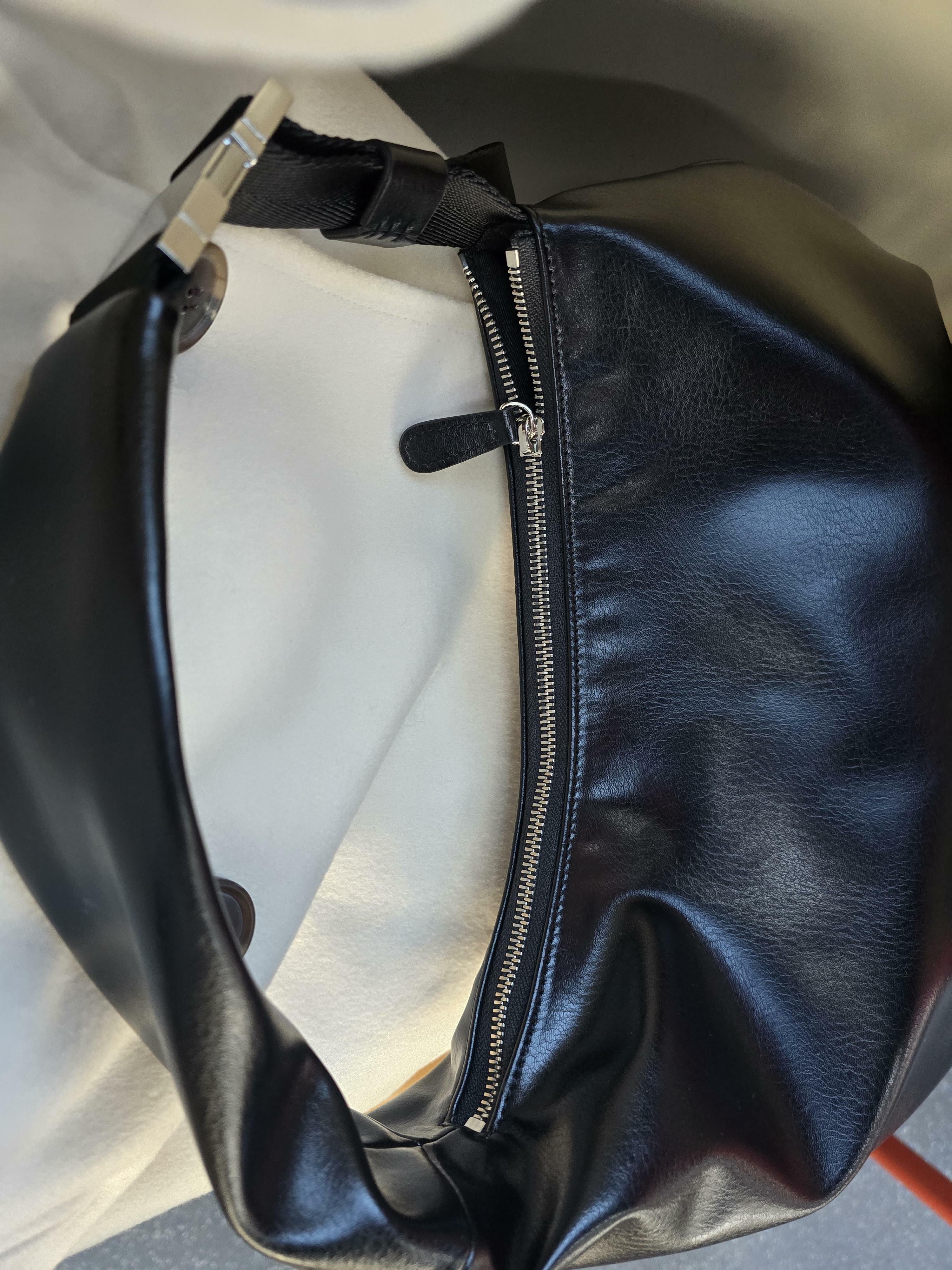 엣클립][단독]UNBALANCE HOBO BAG_black