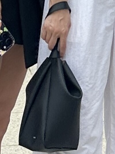 사르투]LYV Tote bag (Black)